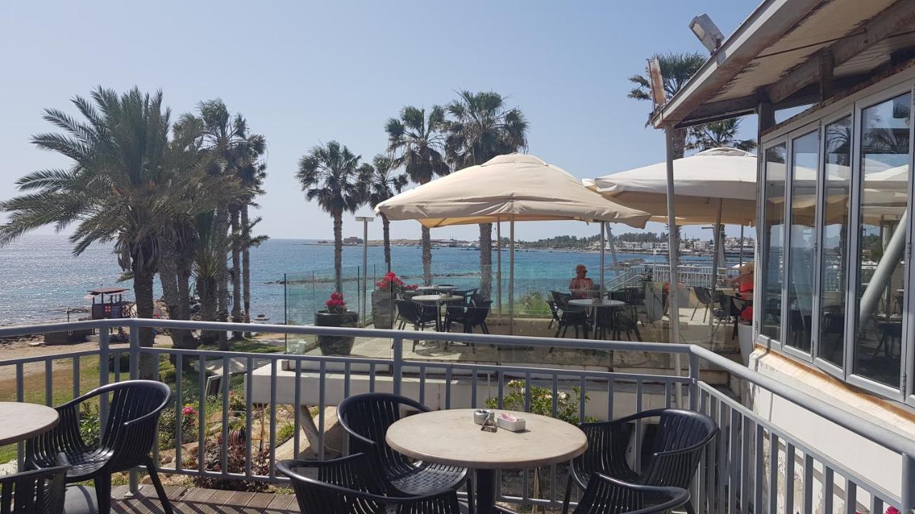 Apartment Oasis Polis Bagian luar foto